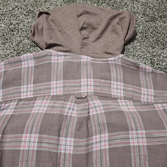 Hooded Flannel Shirt / Shacket - Picture 4 of 16